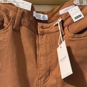Judy Blue Slim Fit Tan Jeans